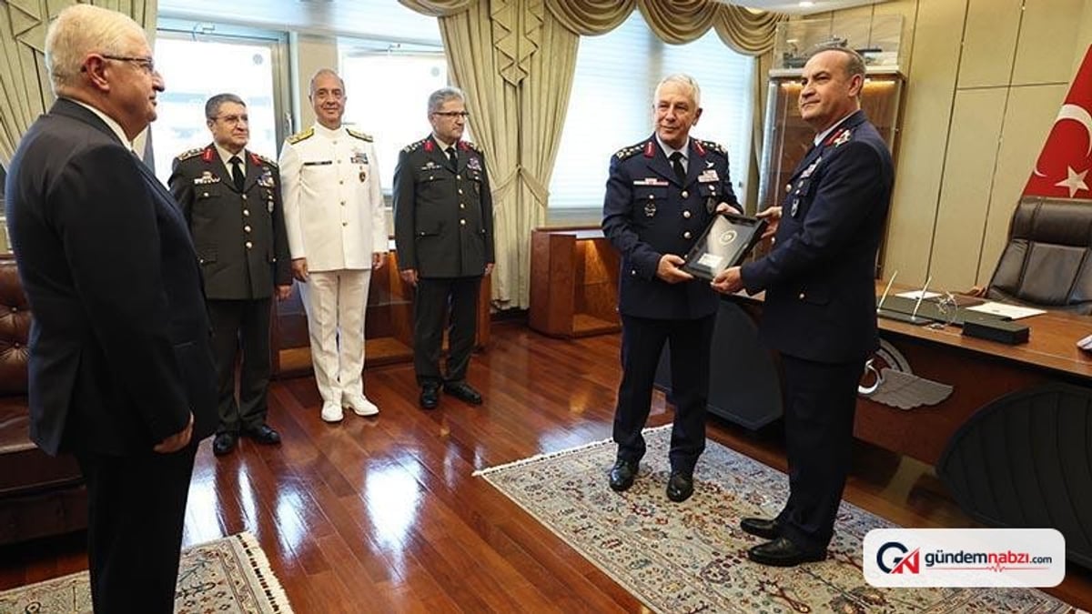 Hava Kuvvetleri Komutanlığı'nda devir teslim gerçekleşti