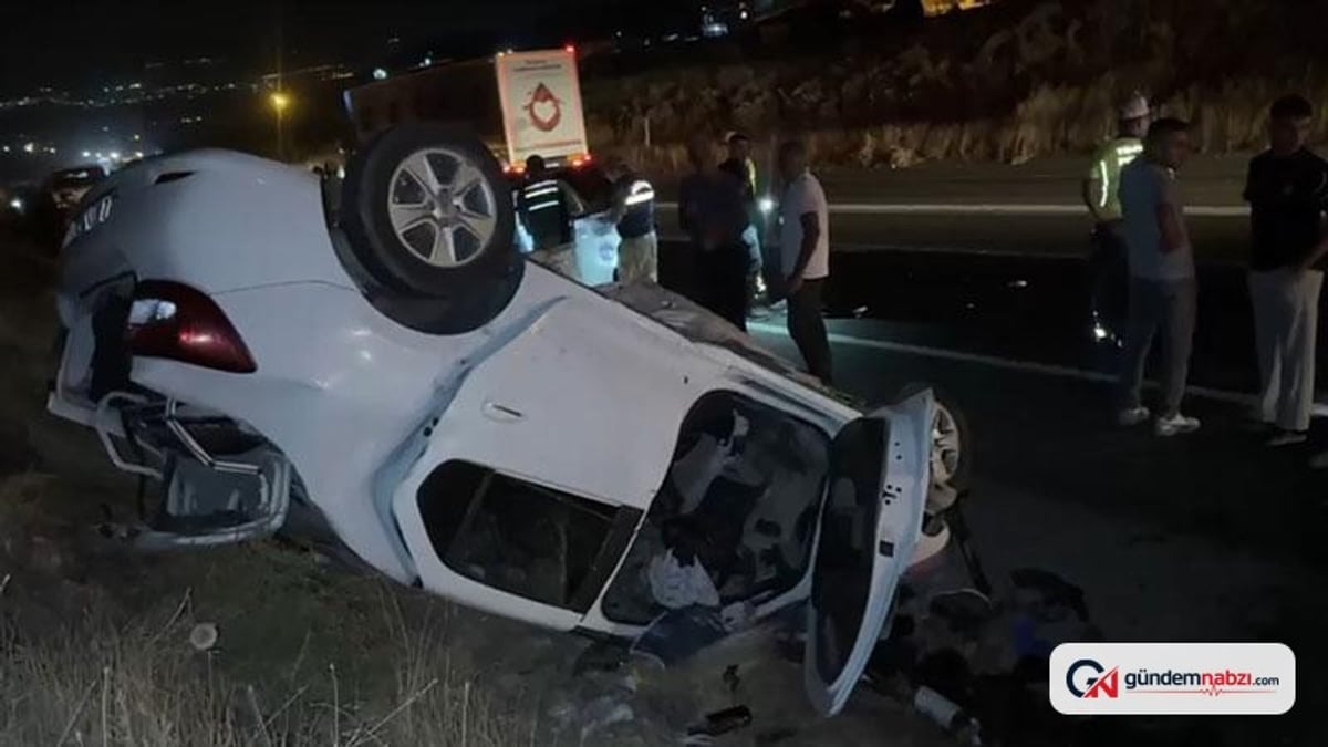 Şanlıurfa'da iki otomobil çarpıştı: 3 kuzen hayatını kaybetti
