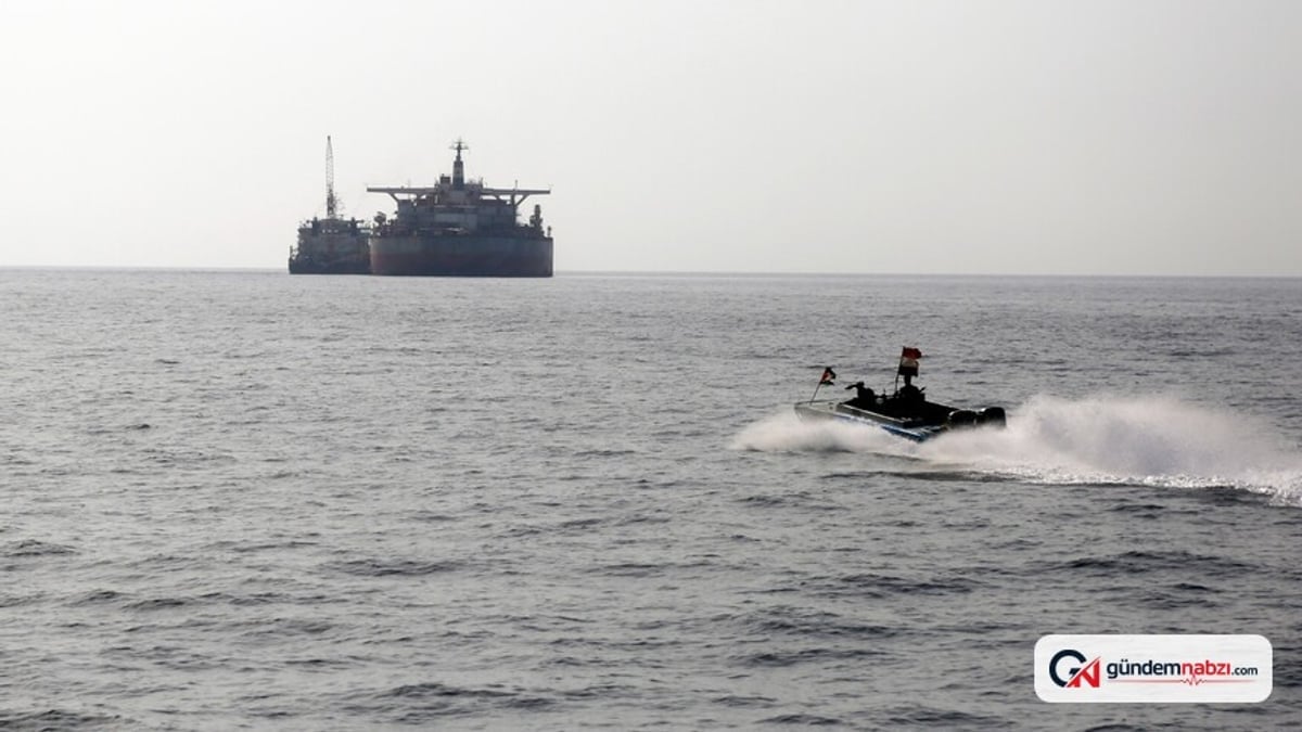 Yemen açıklarında ticari bir gemi vuruldu