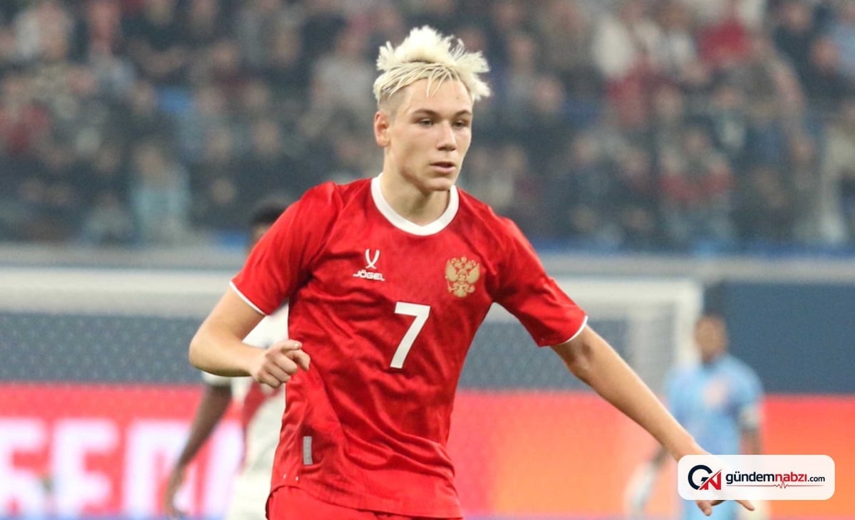 Galatasaray, Rus futbolcu Aleksey Batrakov ile anlaştı
