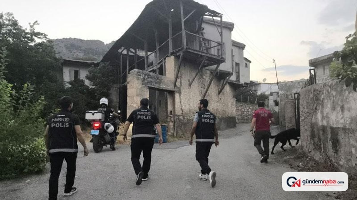 Adana'da Narkotik operasyonu: 12 şüpheli yakalandı
