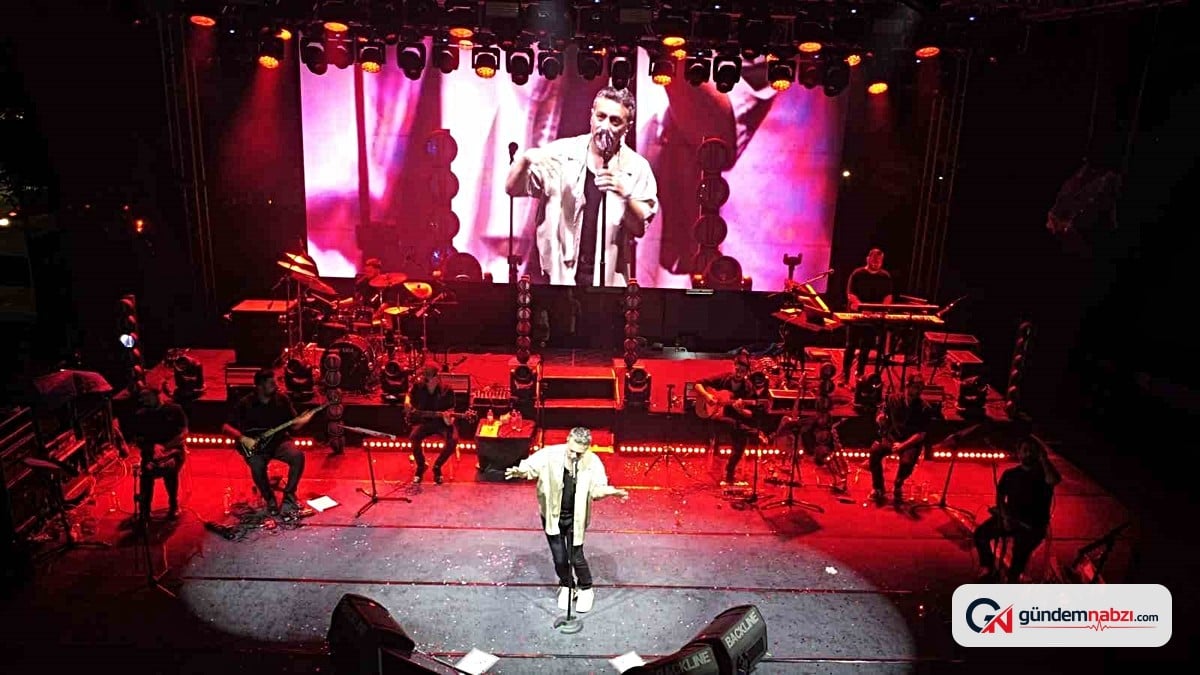 Ünye Festivali'nde Resul Dindar sahne aldı