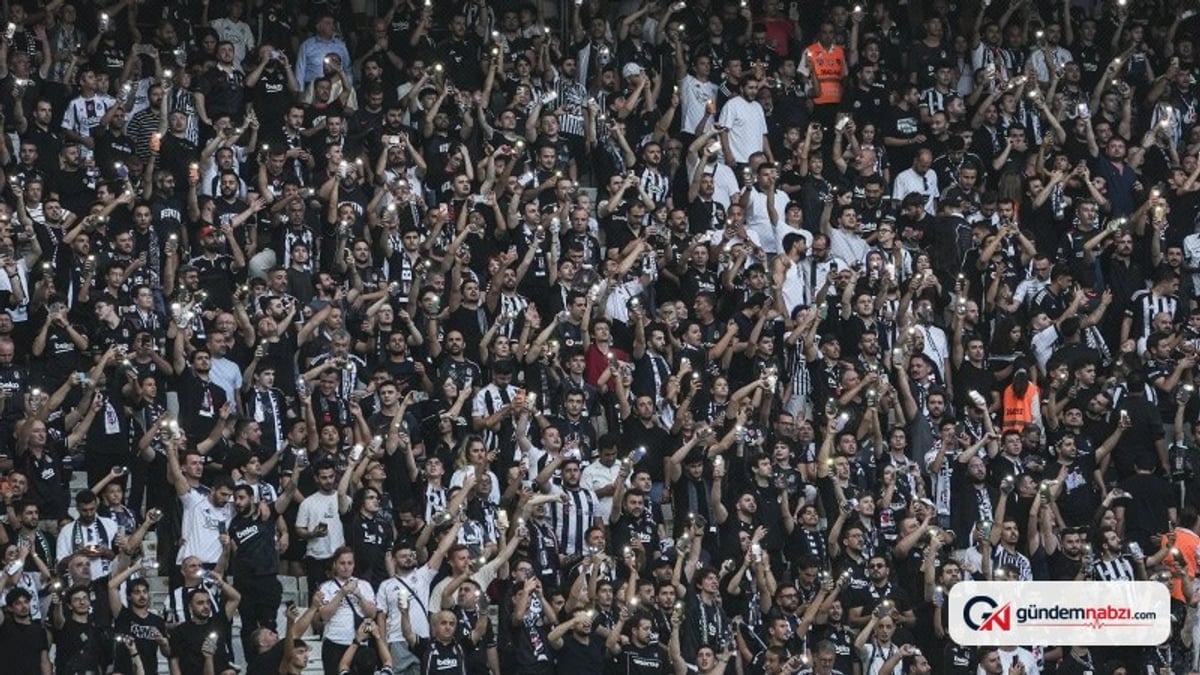 Beşiktaşlı taraftarlar Fenerbahçe'ye tepki gösterdi