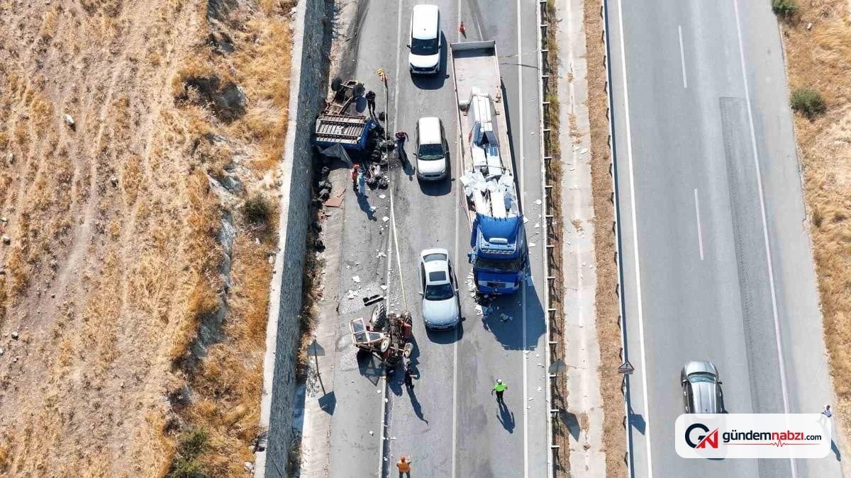 Aydın Efeler'de traktör tırla çarpıştı: 1 ölü 2 yaralı