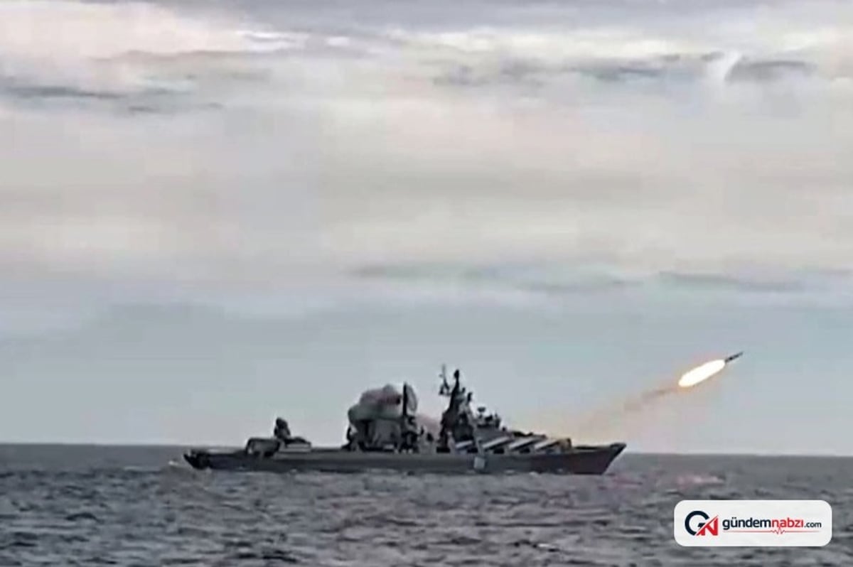 Rusya, Kuril Adaları'nda geniş kapsamlı füze tatbikatı gerçekleştirdi