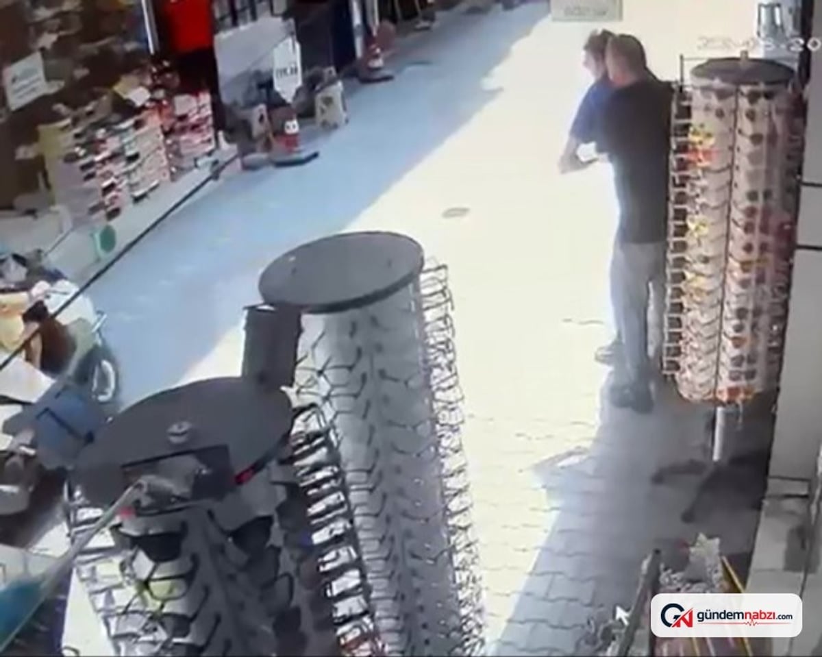 Bursa'da boğazına sakız kaçan PTT personelini esnaf kurtardı