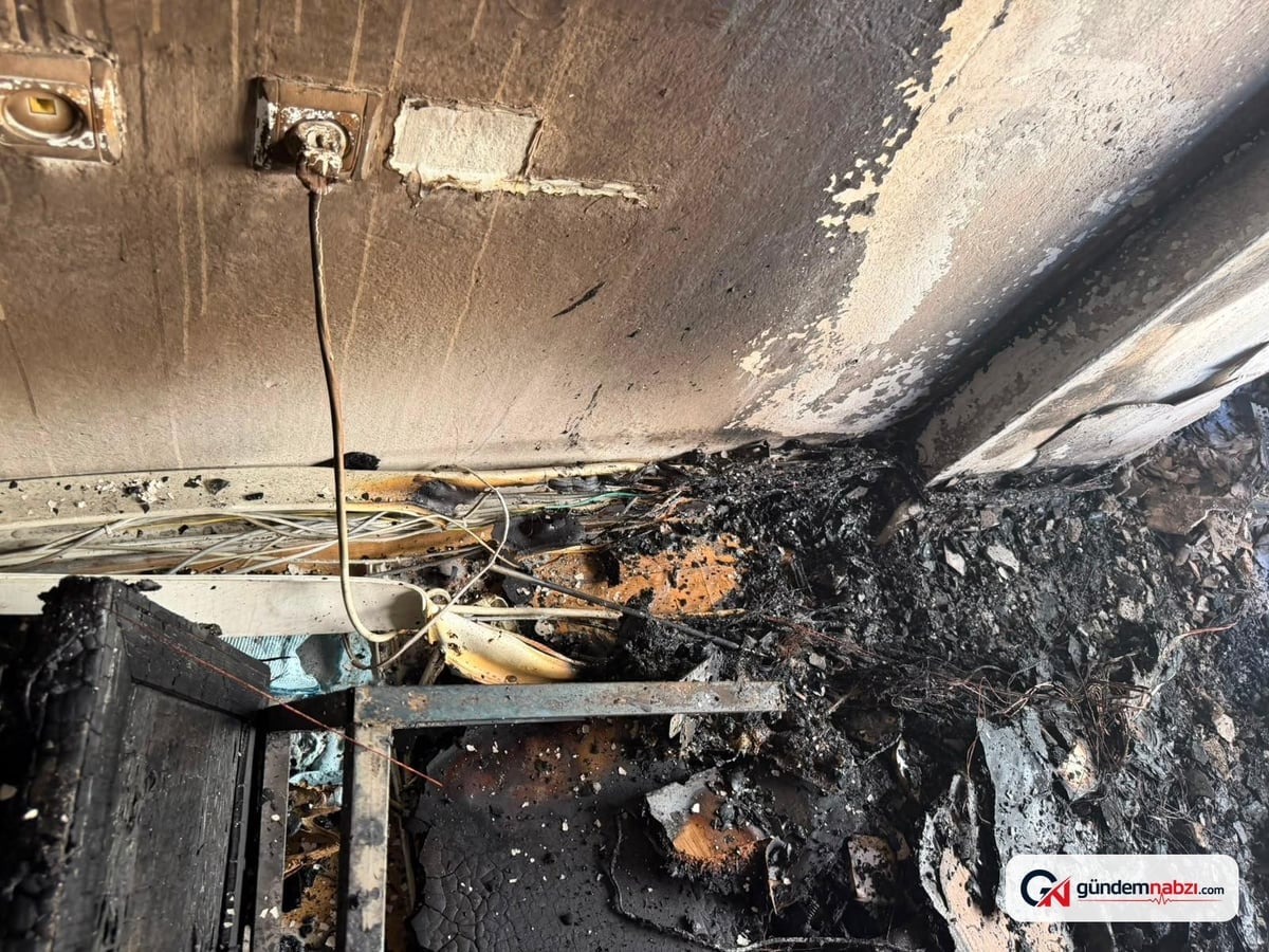 Burdur'da belediye binasında yangın çıktı