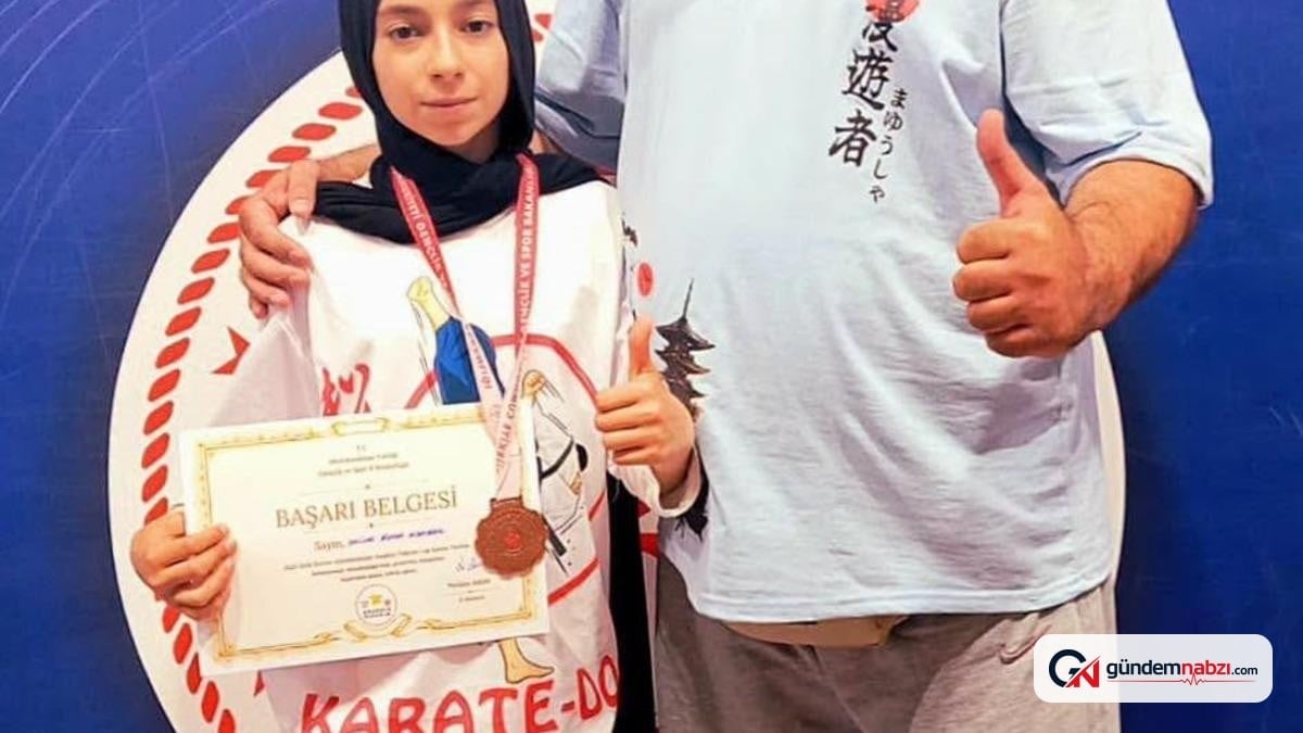 Erzincanlı sporcu Halime Zümra Albayrak Türkiye üçüncüsü oldu