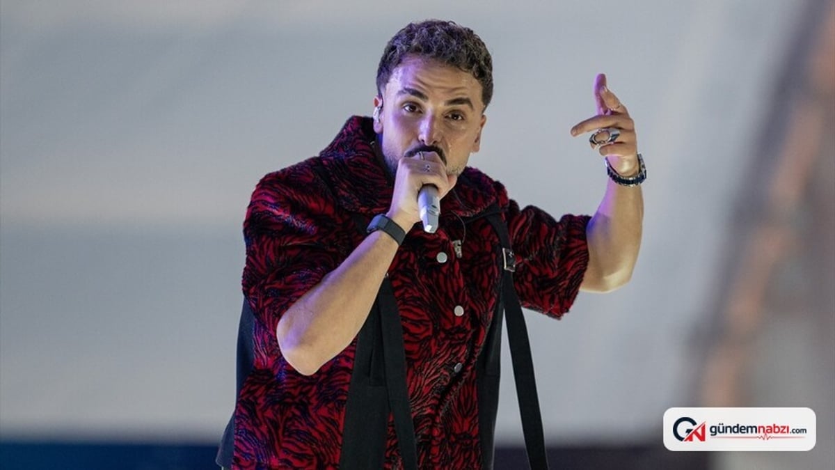 Şarkıcı Sefo, TEKNOFEST Mavi Vatan'da konser verdi
