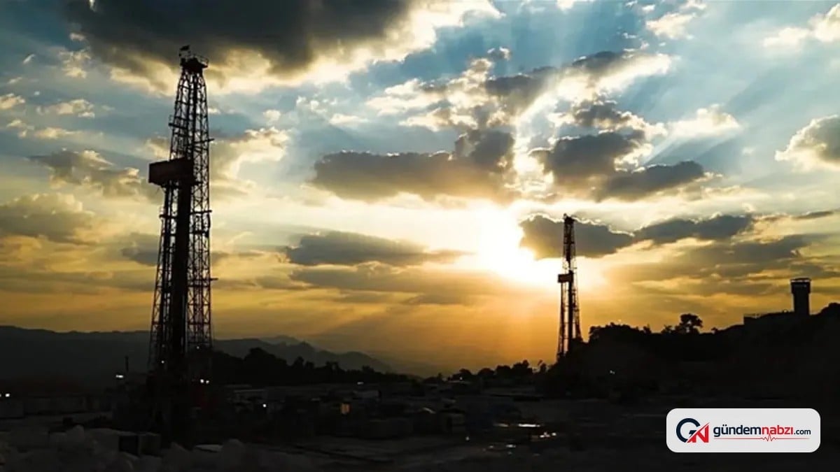 Diyarbakır'da ilk kaya petrolü çıkarıldı