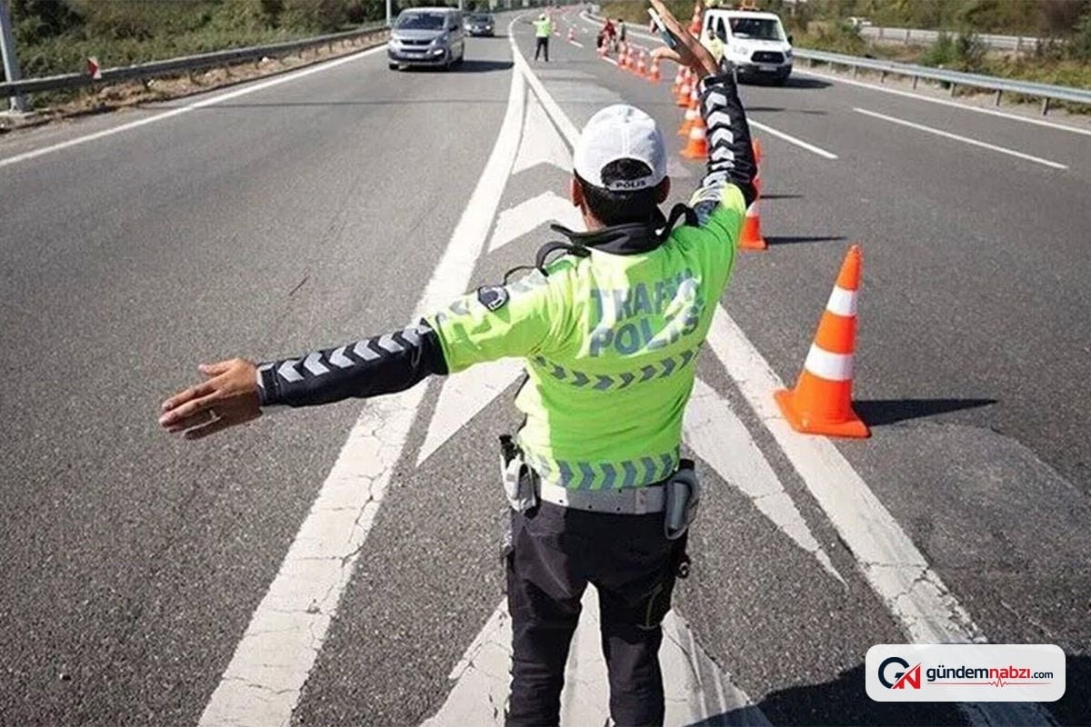 İstanbul'da Zafer Bayramı provası nedeniyle bazı yollar kapatıldı