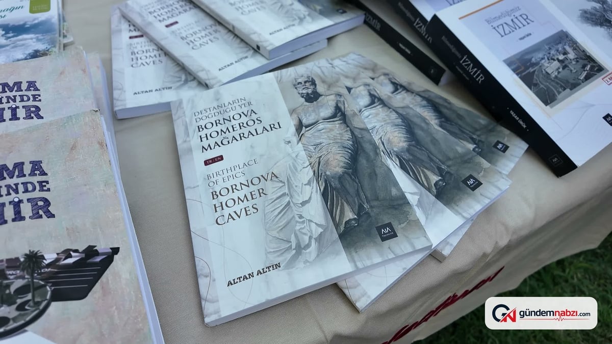 İzmir'de Altan Altın'ın Homeros kitabı tanıtıldı