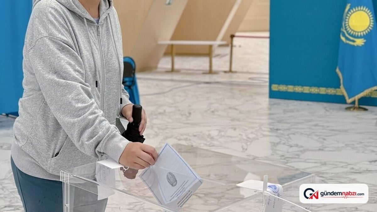 Kazakistan'da tek meclisli Kurultay için ilk seçim yapıldı