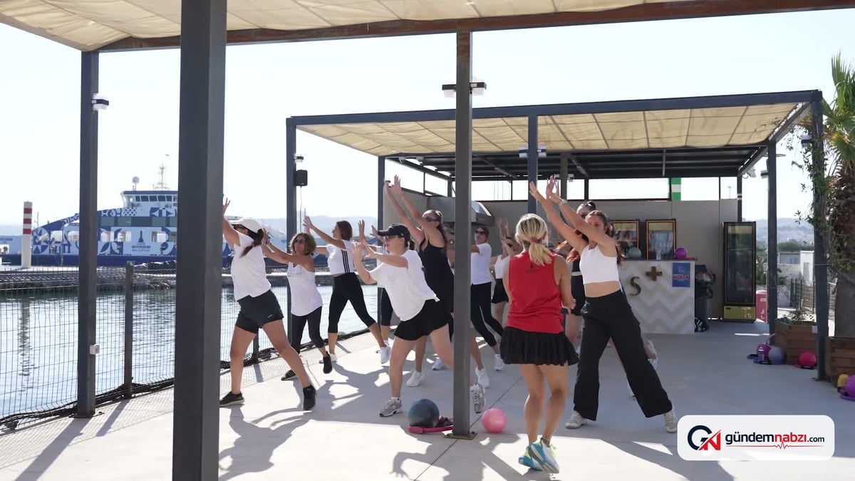 İzmir'de spor salonları deniz kıyısına taşındı