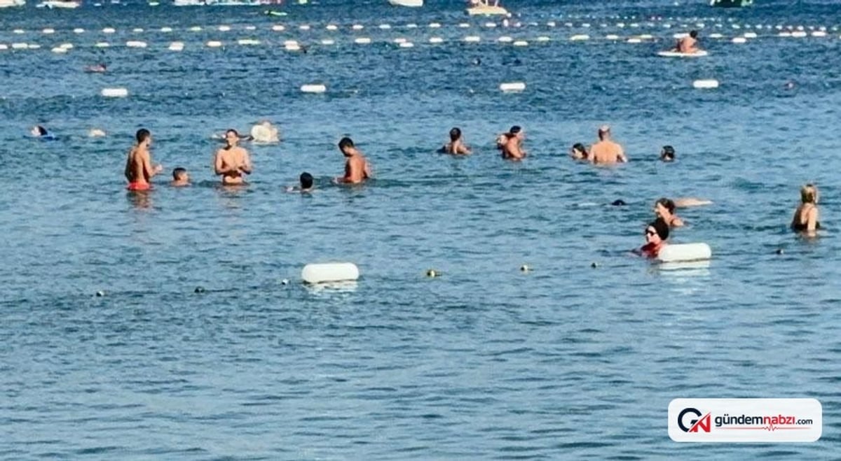 Muğla Bodrum'da aşırı sıcak: Hissedilen sıcaklık 50 dereceyi buldu