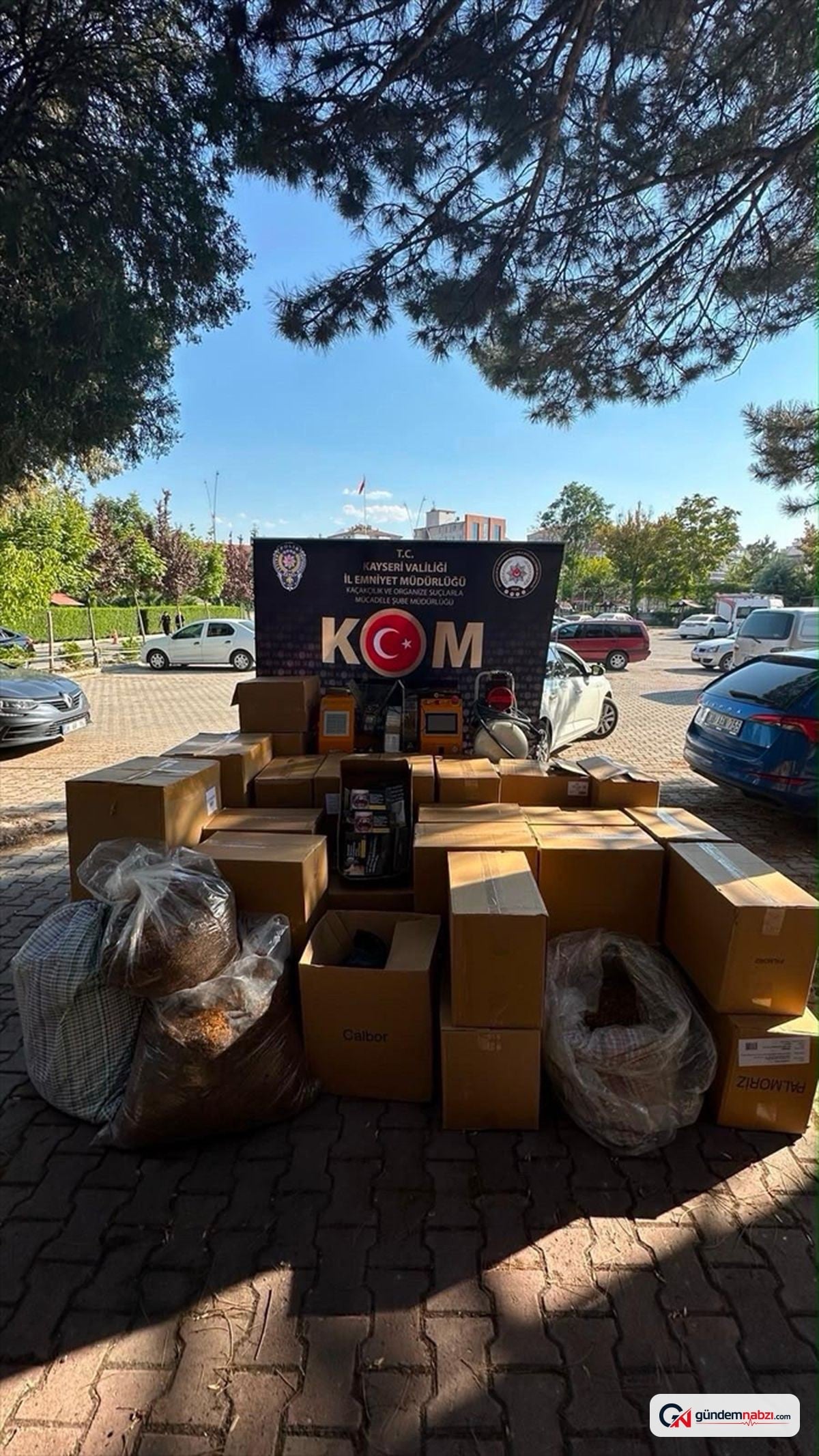Kayseri'de Kaçakçılık operasyonunda 270 bin makaron ele geçirildi