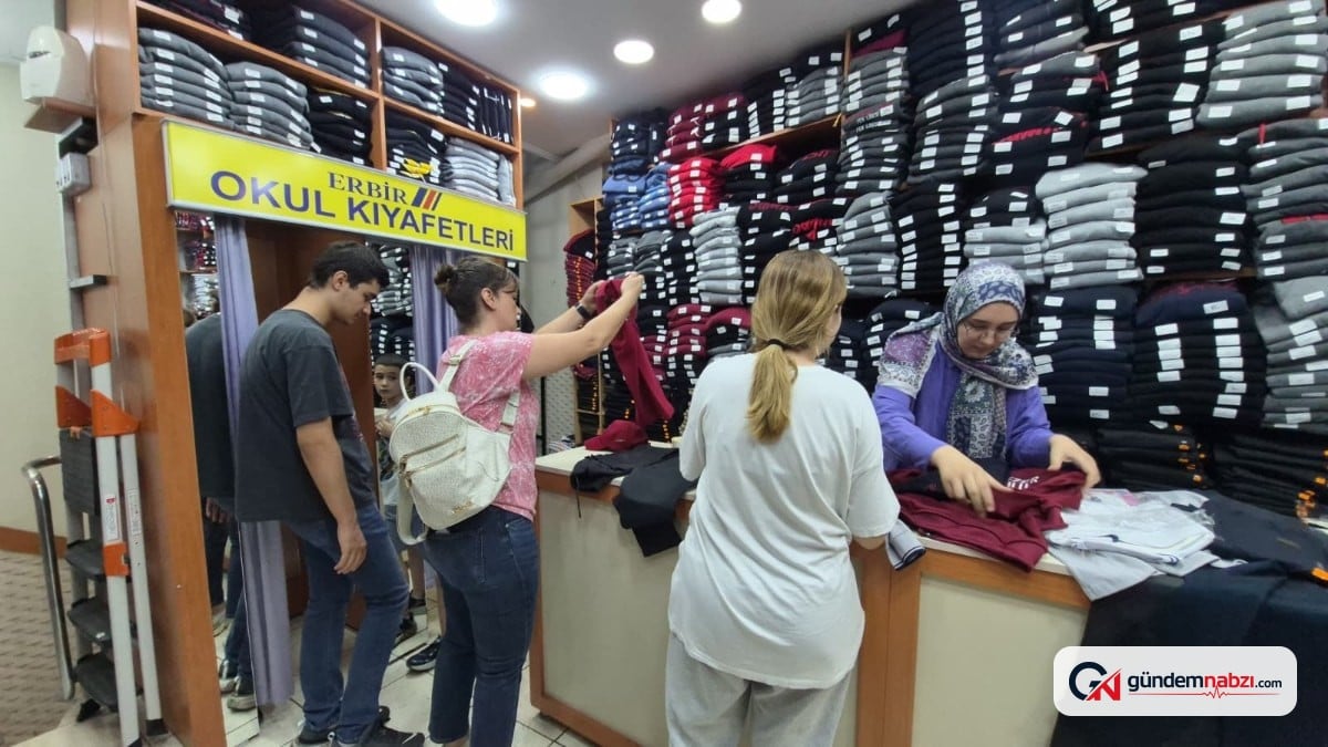 Okul kıyafeti alışverişinde hareketlilik başladı