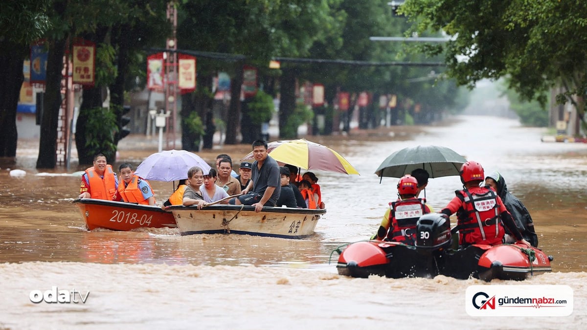 Narra Tayfunu Çin ve Vietnam'ı vurdu