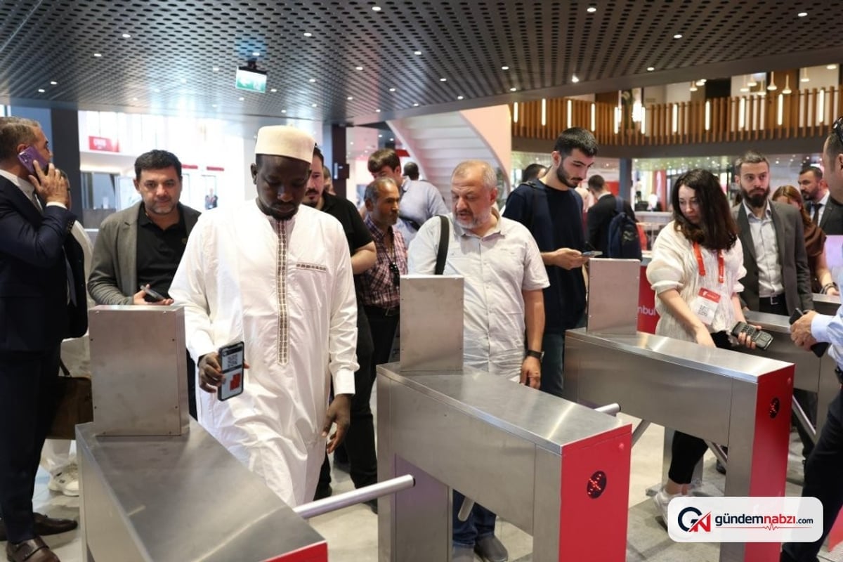F İstanbul 620'den fazla firmayla kapılarını açıyor