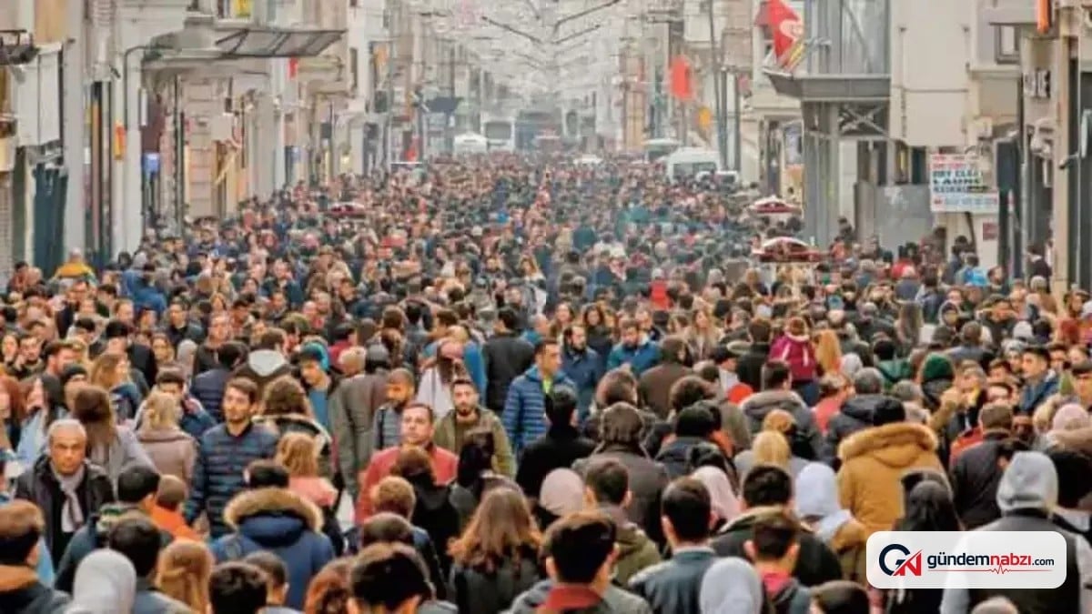 Türkiye'de çalışma çağındaki nüfus 66,9 milyona yükseldi