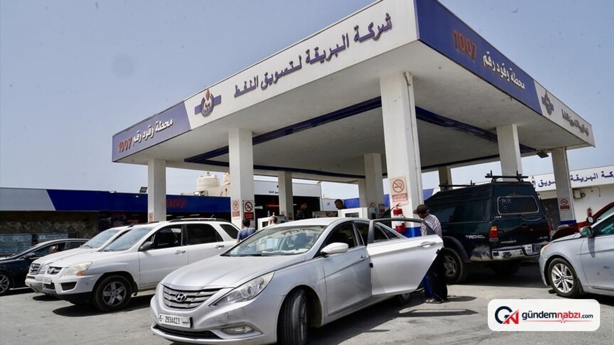 Libya'da yakıt krizi: Benzin istasyonlarında uzun kuyruklar oluştu