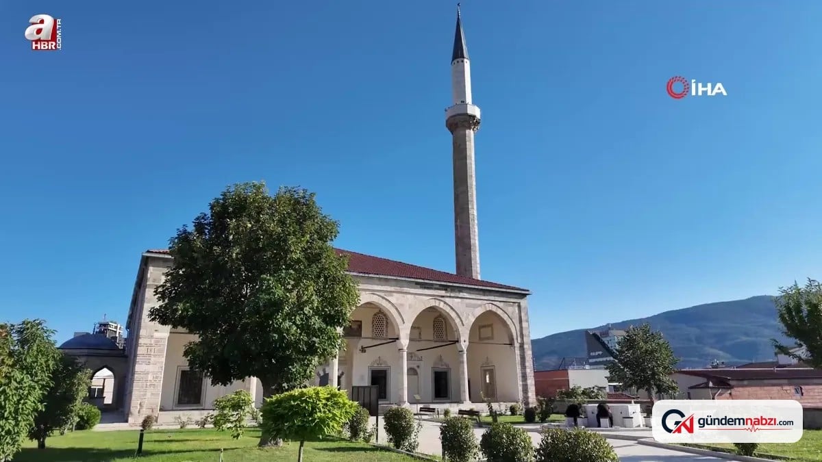 Üsküp'teki Sultan Murat Camii yangın ve depremlere rağmen ayakta