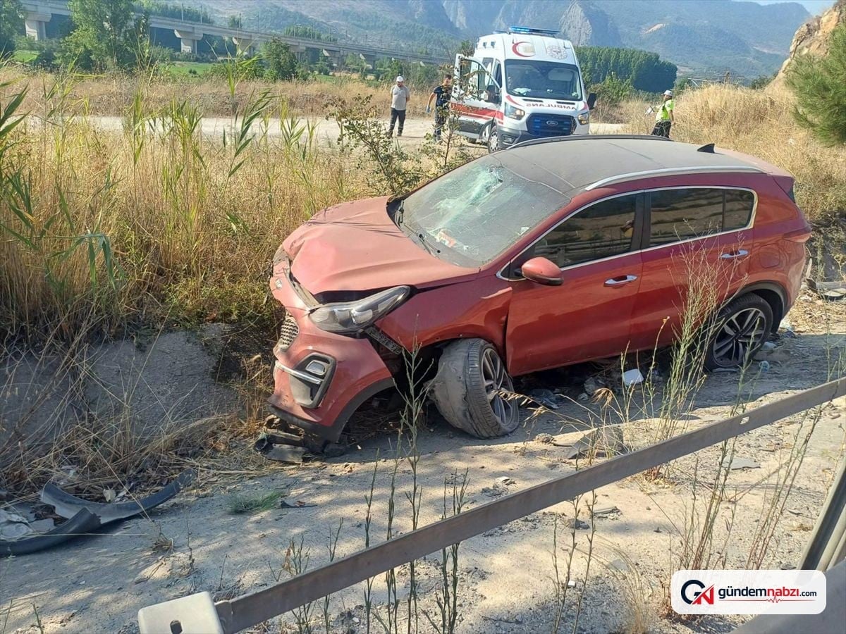 Bilecik'te SUV devrildi: 2'si çocuk 4 kişi yaralandı