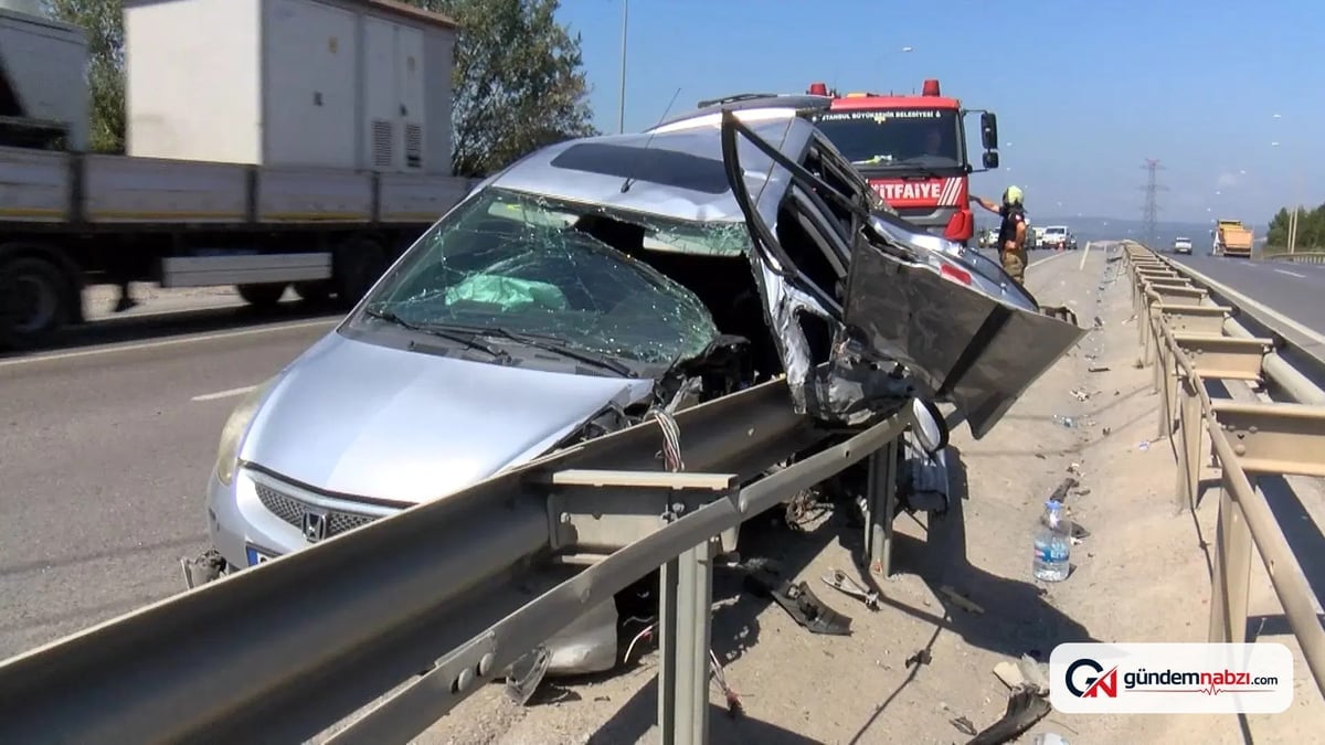 İstanbul Şile Yolu'nda otomobil bariyerlere çarptı