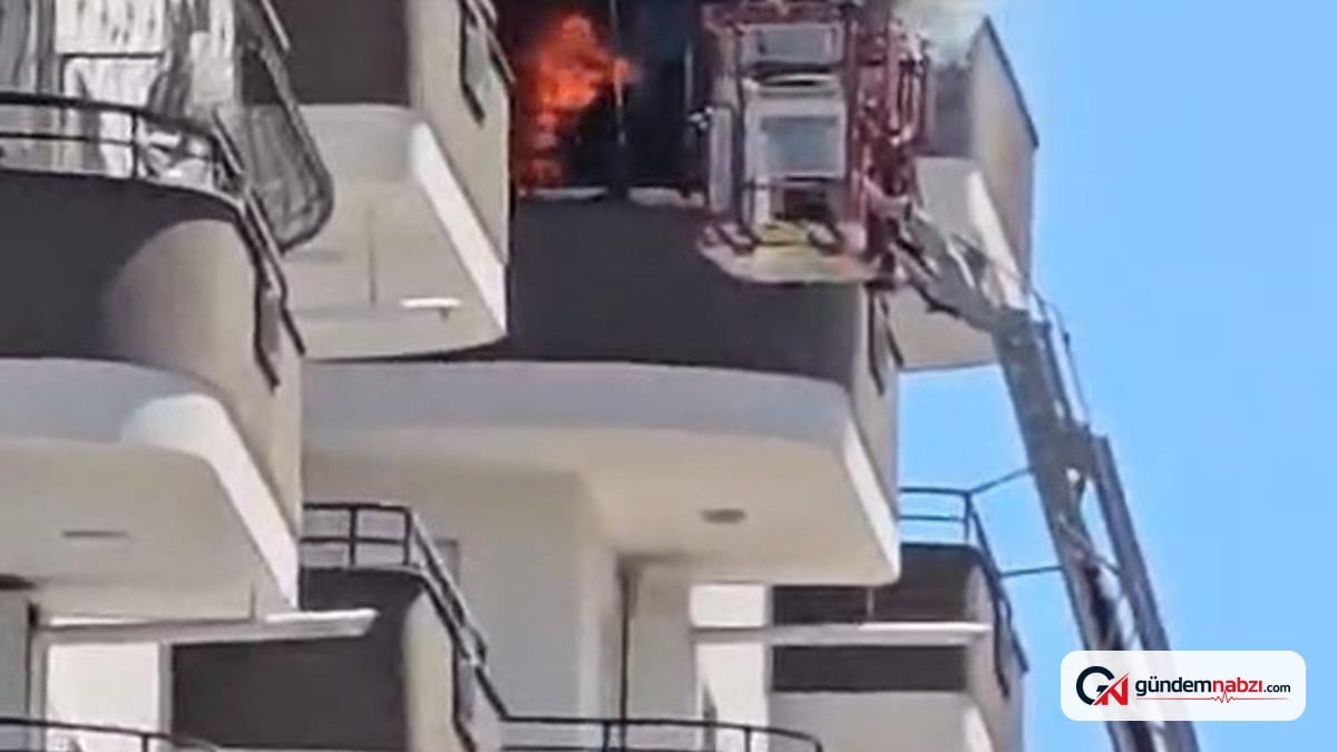 Adana'da apartman dairesinde yangın çıktı