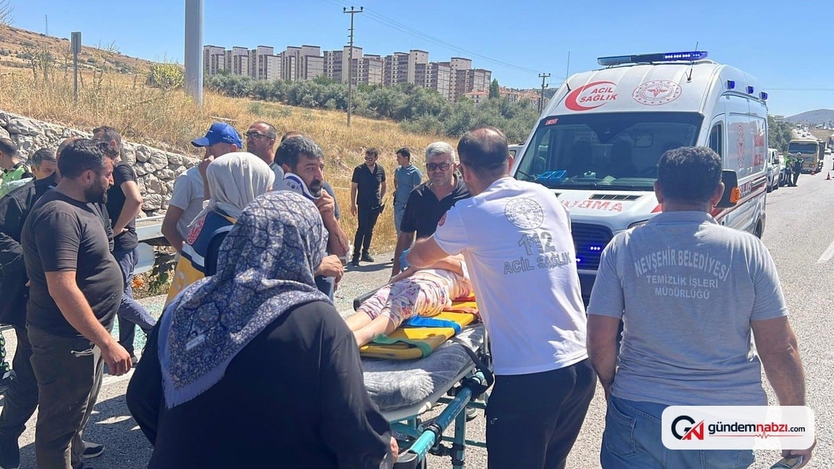 Nevşehir'de traktör ve çekici çarpıştı: 6 yaralı
