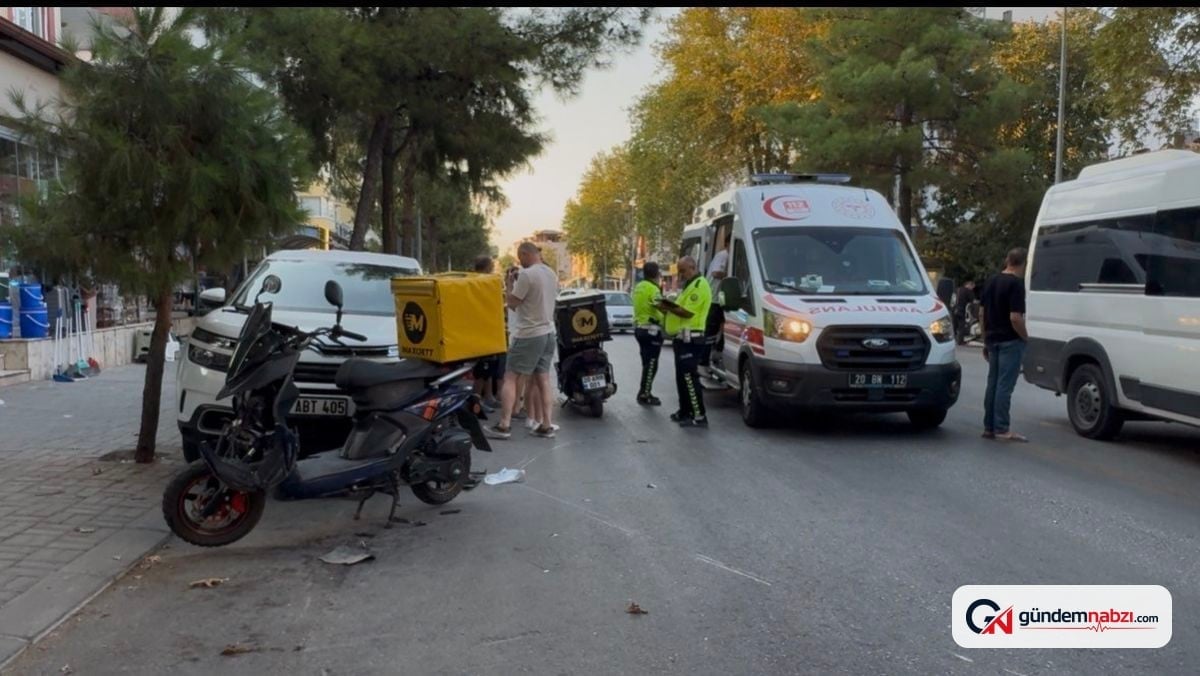 Denizli'de motosiklet otomobile çarptı: 1 yaralı