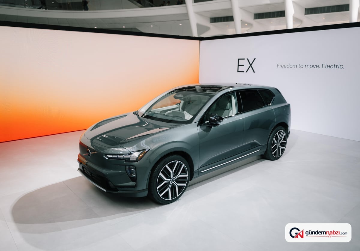 Volvo üç elektrikli modeline tehlike uyarısı ekledi