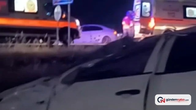 Batman'da kontrolden çıkan pikap tarlaya uçtu: 2 genç yaralandı