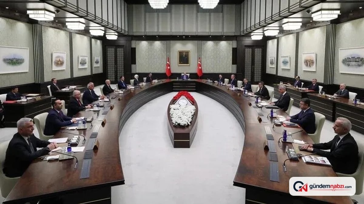 AKP kurmayları sistem revizyonu önerdi