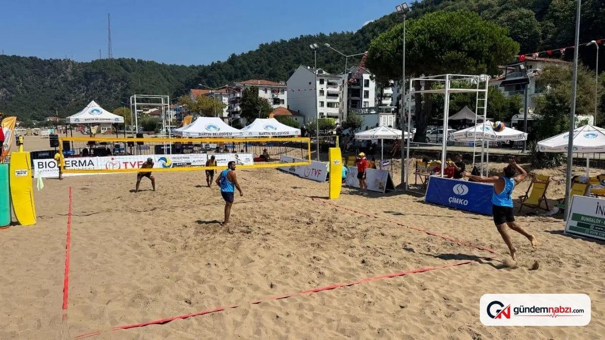 Bartın, Uluslararası plaj voleybolu turnuvasına ev sahipliği yapıyor