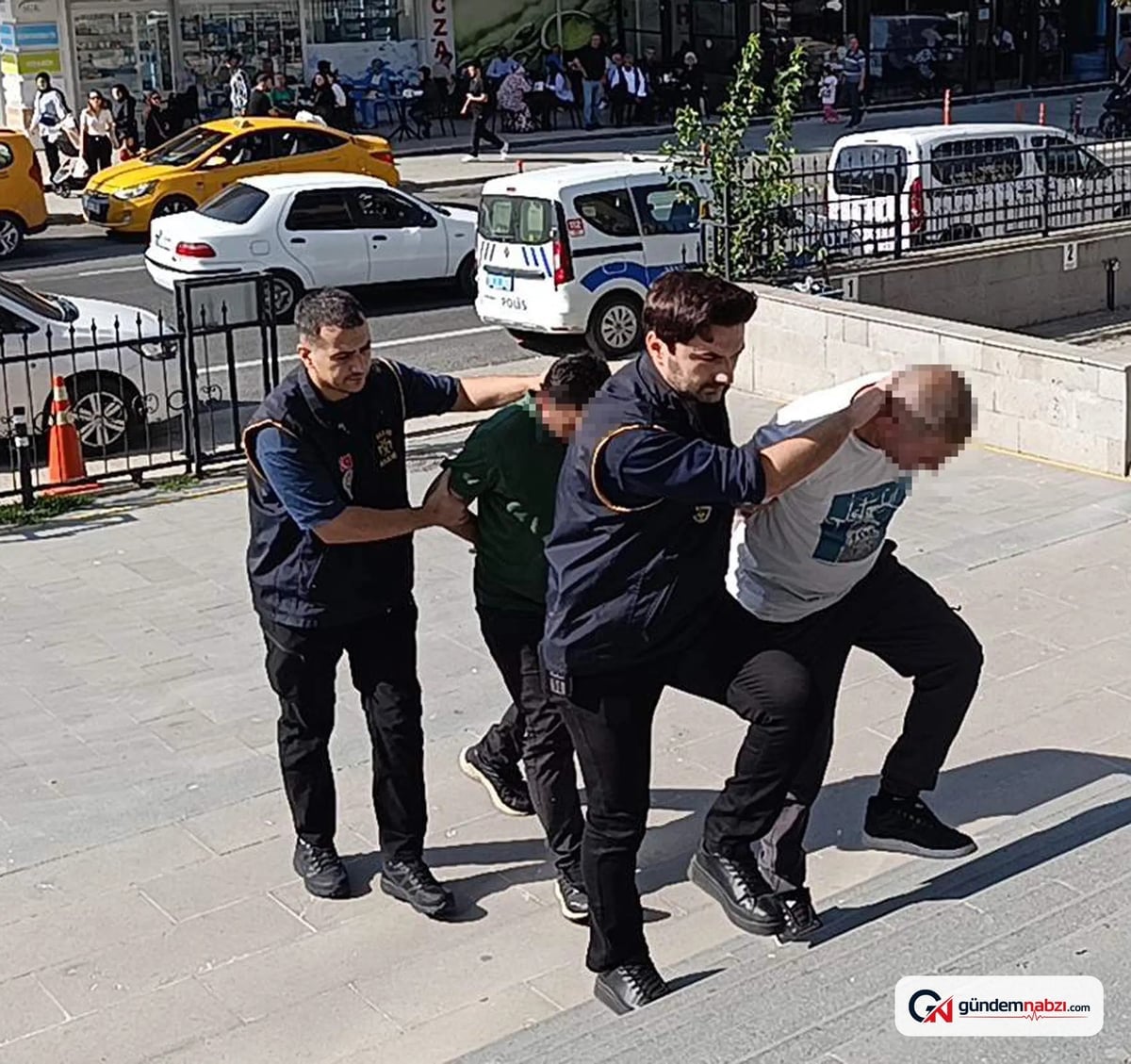 Banka görevlisinin dikkati dolandırıcılığı önledi, 2 kişi gözaltına alındı