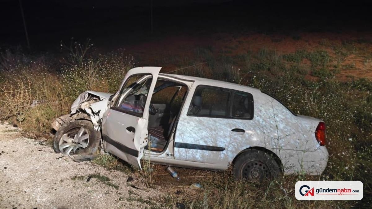 Isparta'da iki otomobil çarpıştı: 3 yaralı