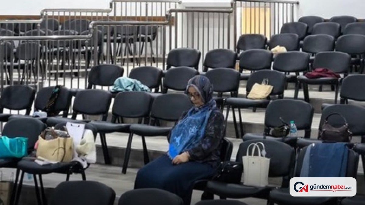 Milyarlık duruşma salonunda bir anne yalnız bekliyor