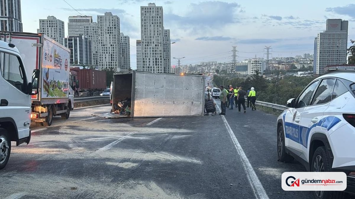 İstanbul Esenyurt ve Üsküdar'da zincirleme kazalar