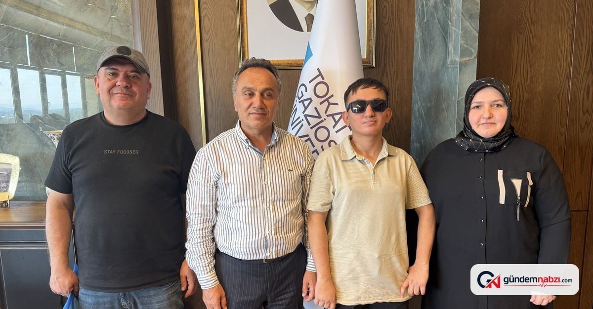 Görme engelli Taha Gül YKS'de Türkiye 378'incisi oldu