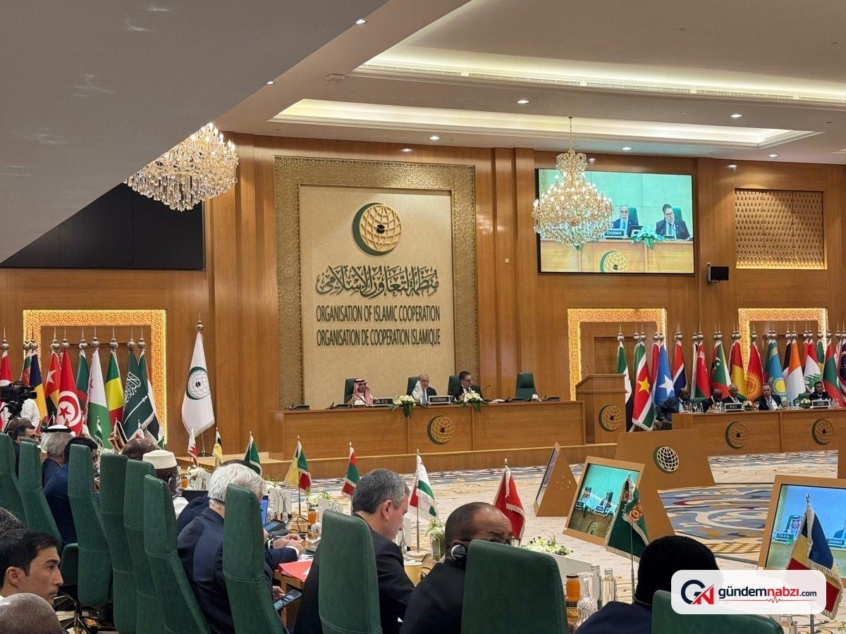 İİT genel Sekreterliğine İsmail Ould Cheikh Ahmed seçildi