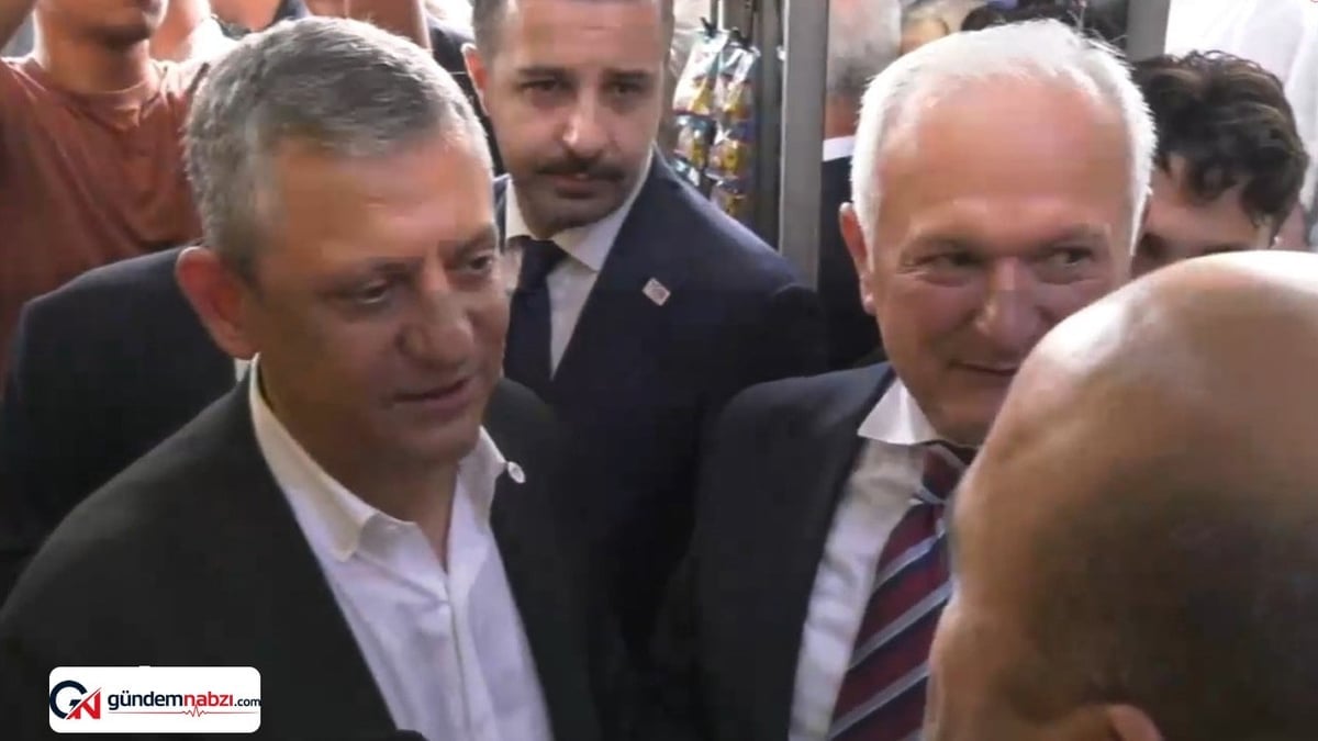 CHP Genel Başkanı Özgür Özel Kocaeli'de esnafı ziyaret etti