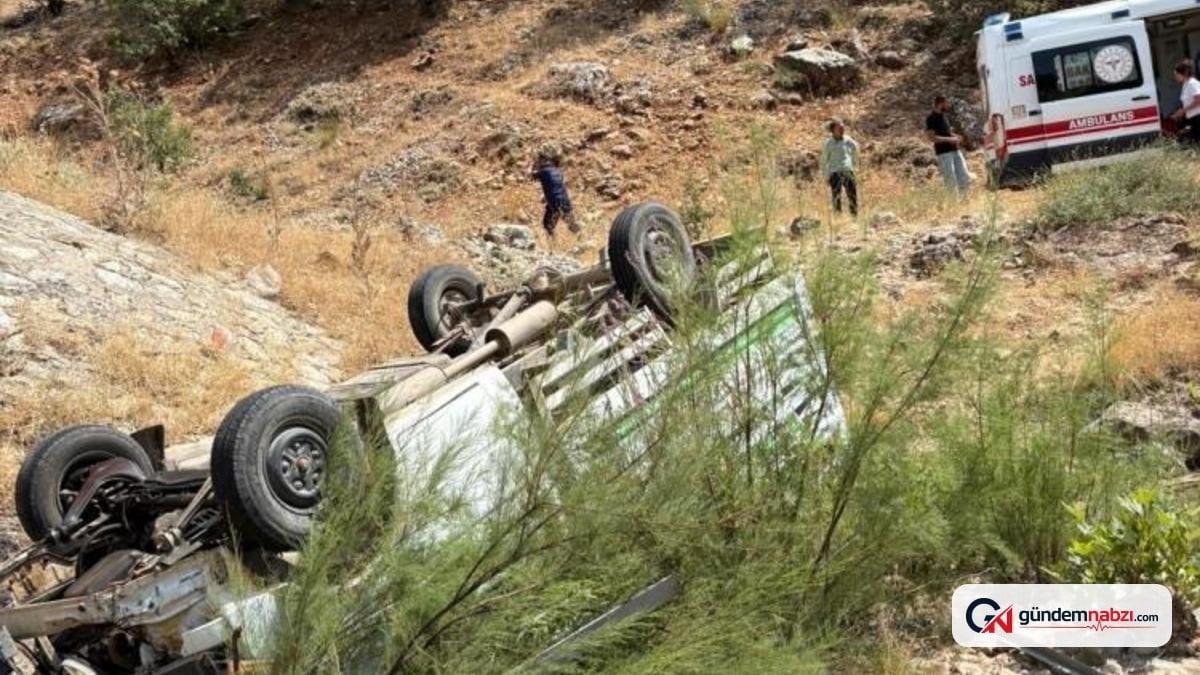 Adıyaman'da kamyonet dereye uçtu: Şehit babası kazada öldü
