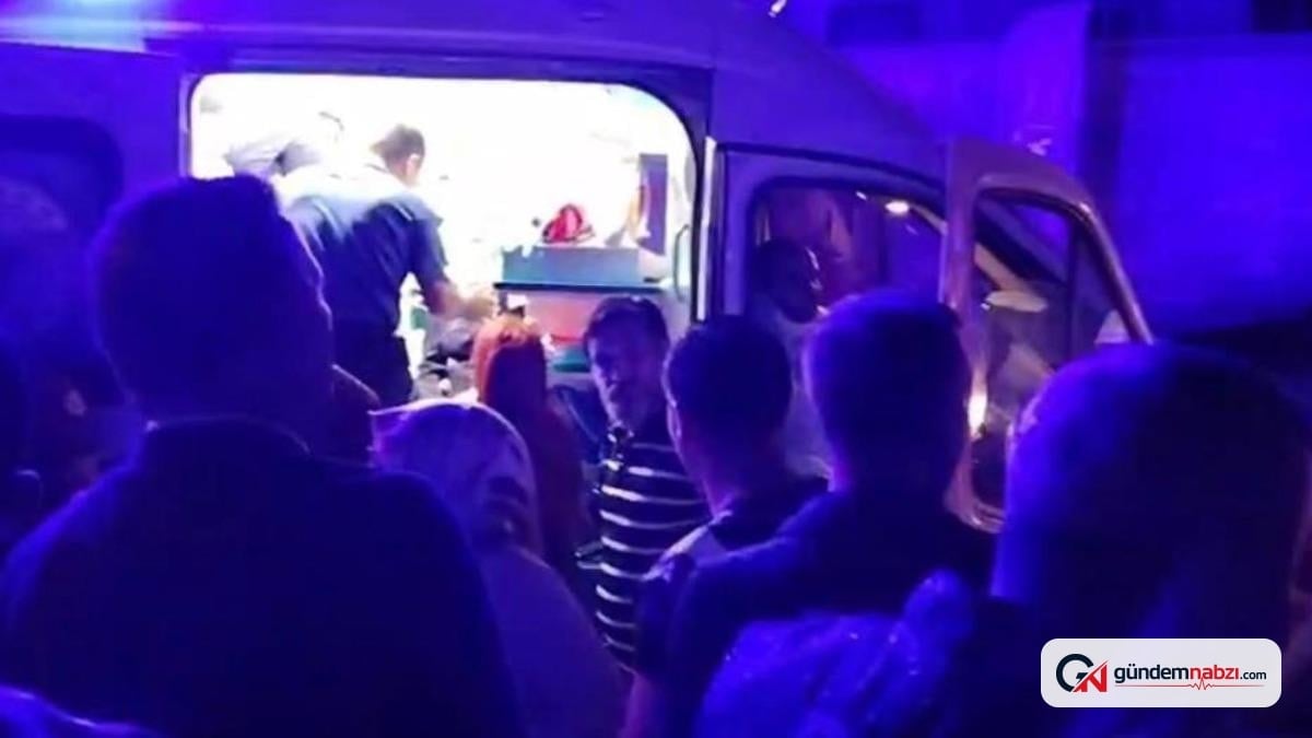 Elazığ'daki festivalde led ekran devrildi: 5 yaralı