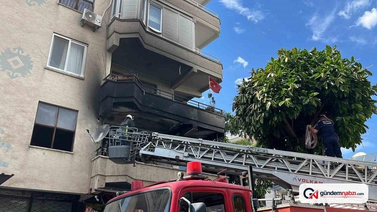 Antalya Alanya'da çıkan yangında 3 çocuk dumandan etkilendi