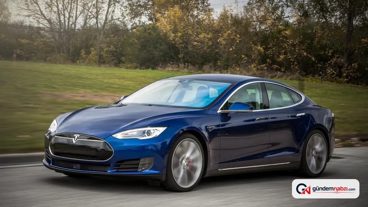 800 bin kilometreyi deviren Tesla Model S dayanıklılığını kanıtladı