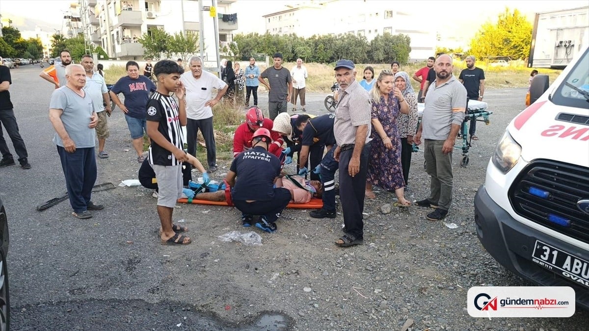 Hatay'da SUV ile motosiklet çarpıştı: 1 yaralı