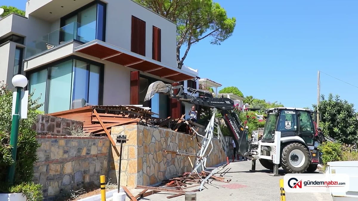 Muğla Bodrum'da 74 kaçak yapı yıkıldı