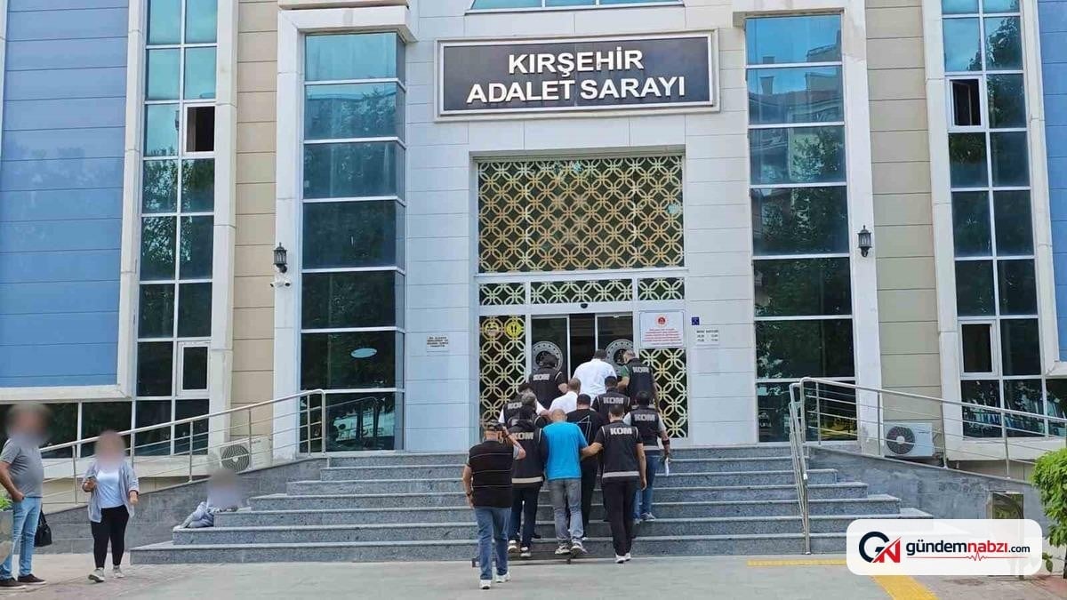 Kırşehir'de 4 şüpheli gasp iddiasıyla tutuklandı