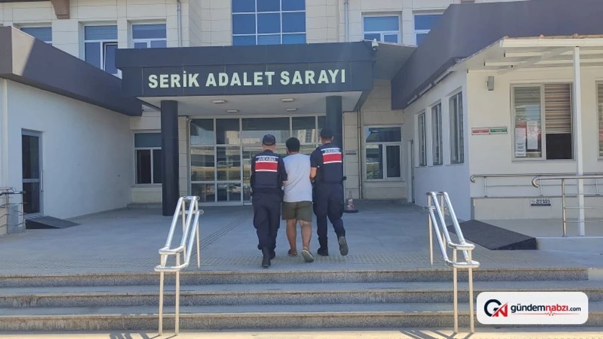 Antalya'da para toplamak isteyen şüpheli tutuklandı